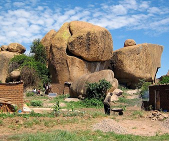 Zimbabwe overland tours and expeditions